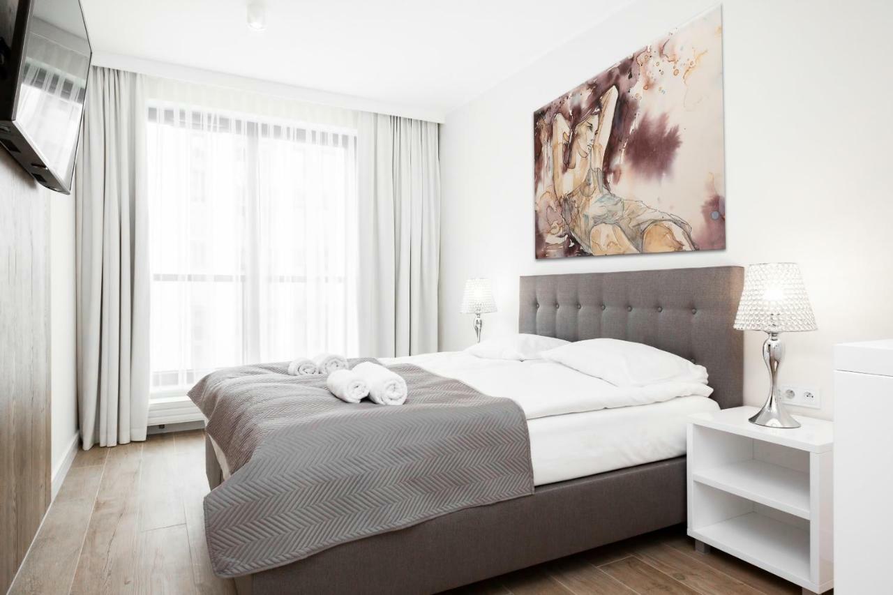 Apartments Warsaw Dzielna By Noclegi Renters Екстериор снимка