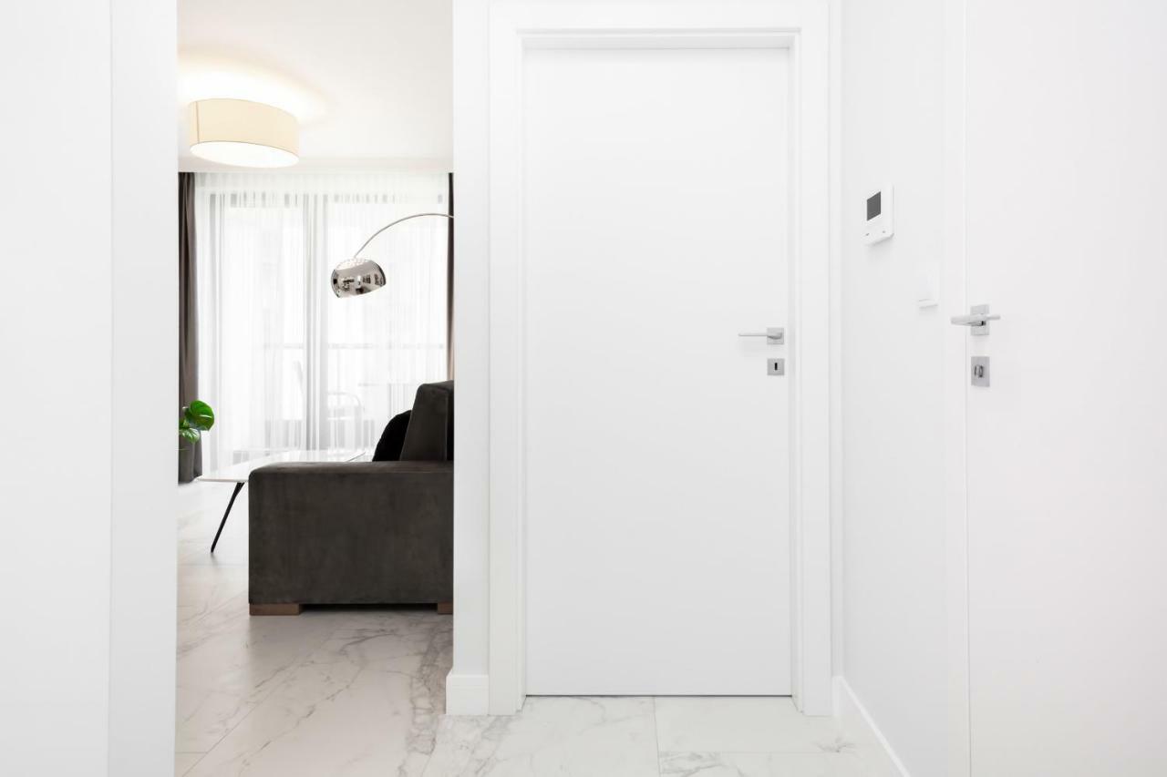 Apartments Warsaw Dzielna By Noclegi Renters Екстериор снимка