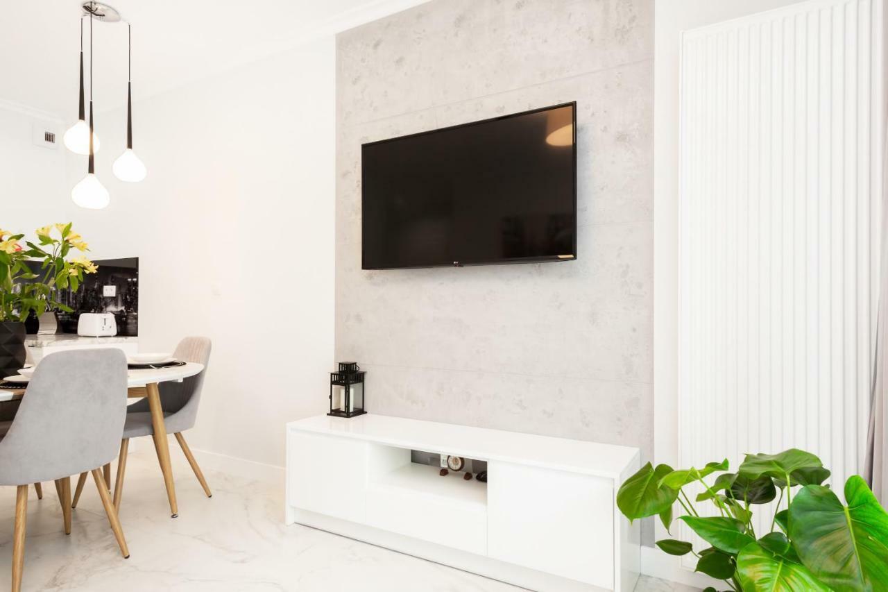Apartments Warsaw Dzielna By Noclegi Renters Екстериор снимка