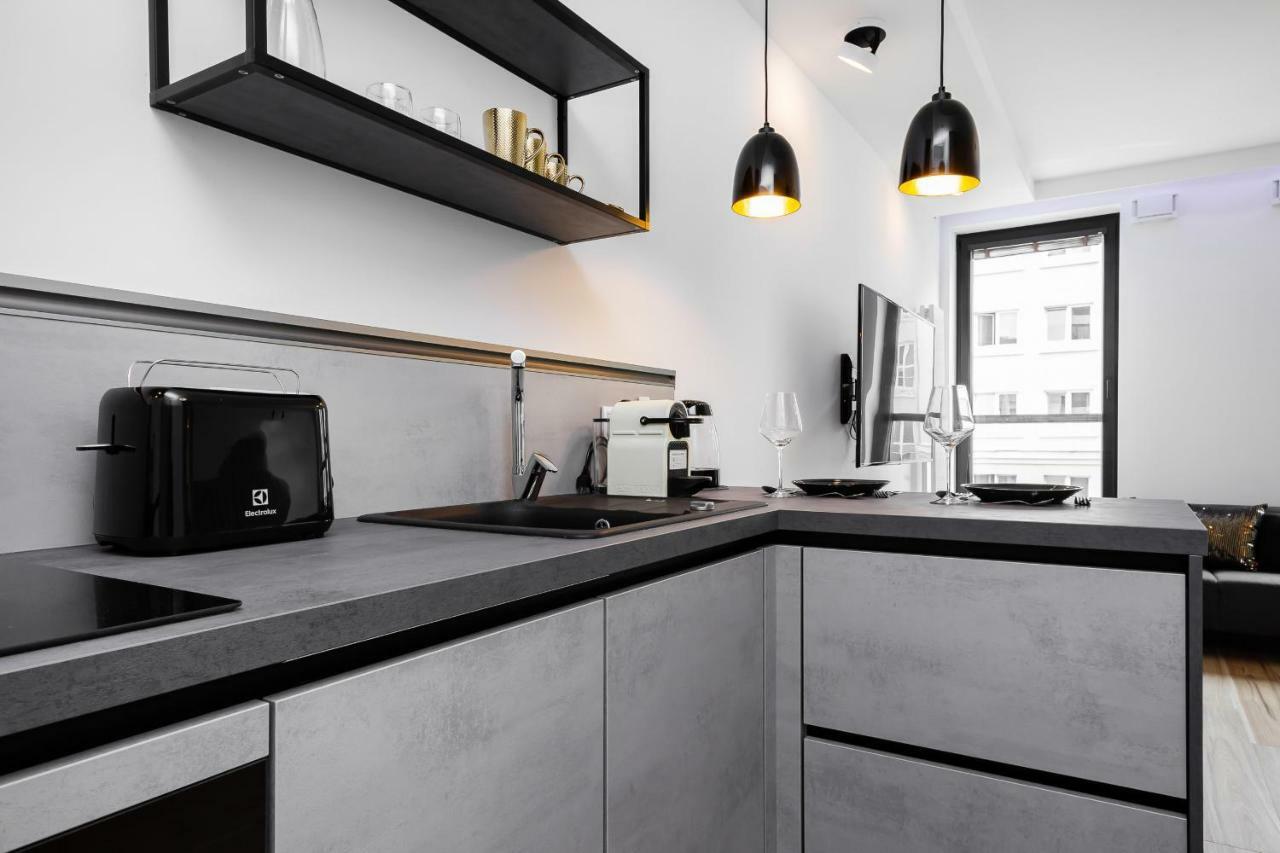 Apartments Warsaw Dzielna By Noclegi Renters Екстериор снимка