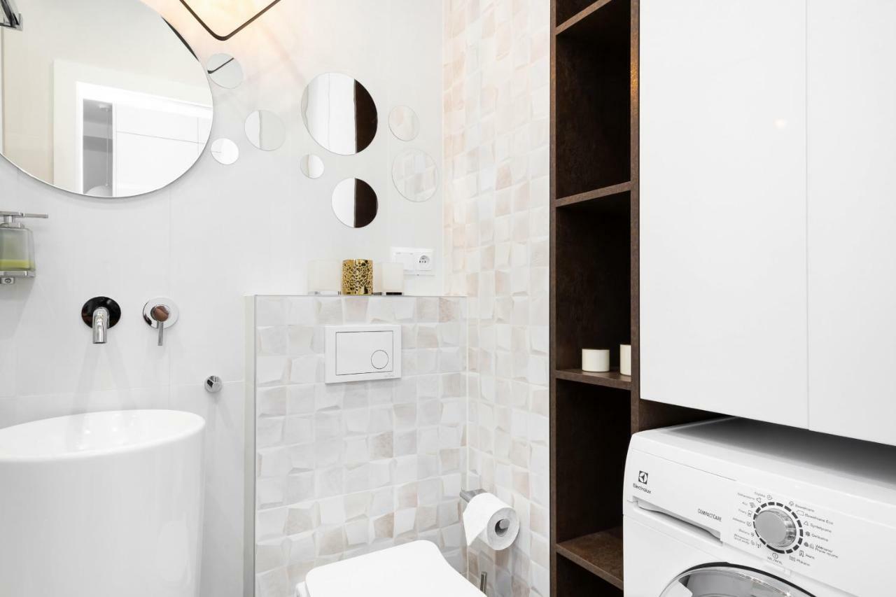 Apartments Warsaw Dzielna By Noclegi Renters Екстериор снимка